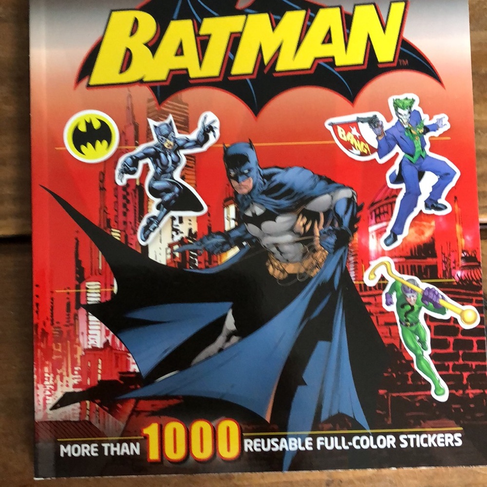 Batman Ultimate Sticker Collection - Picture 2 of 6